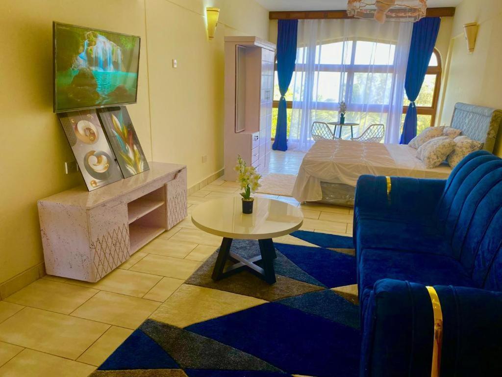 Beachfront Bliss Villa Diani Beach Ngoại thất bức ảnh