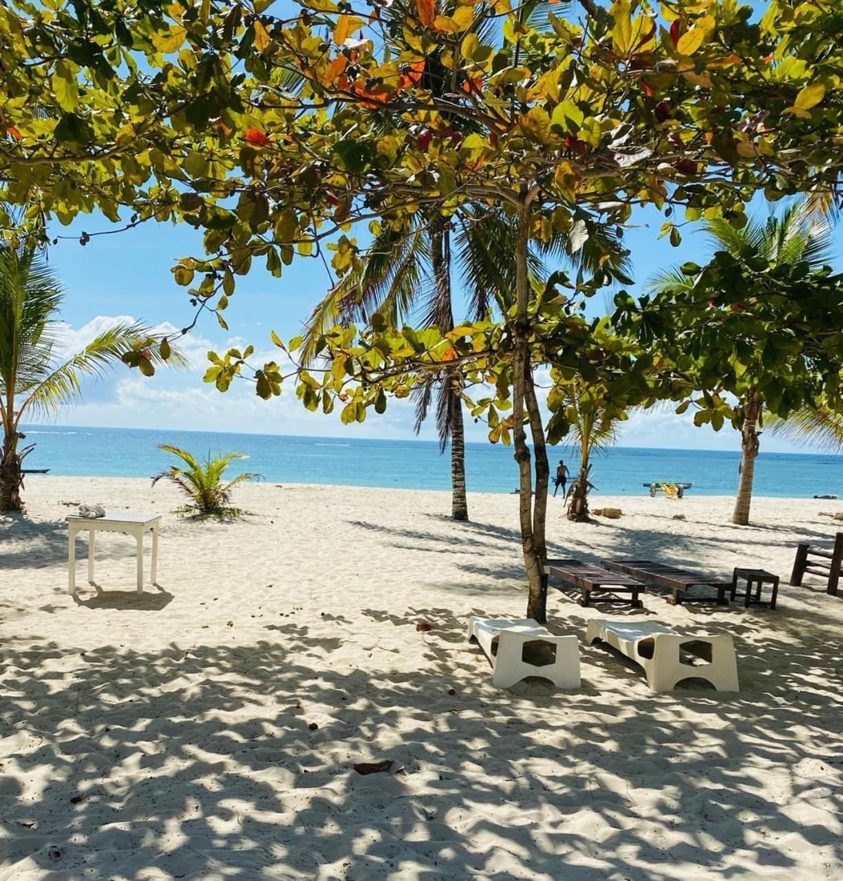 Beachfront Bliss Villa Diani Beach Ngoại thất bức ảnh